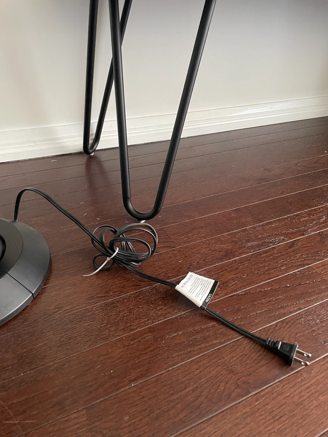 Seville Classics UltraSlimline Bladeless Oscillating Tower Fan - photo 3
