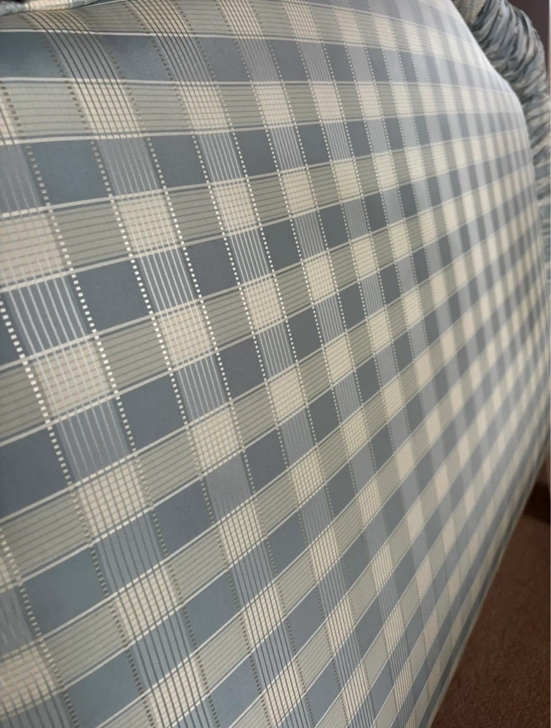 FREE Headboard - photo 4