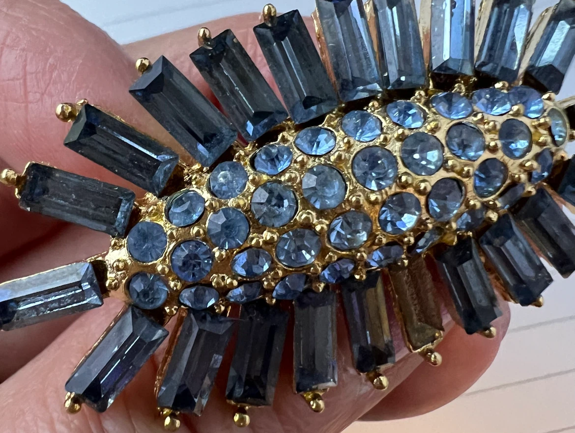 Vintage Style Blue Rhinestone Starburst Brooch - photo 5