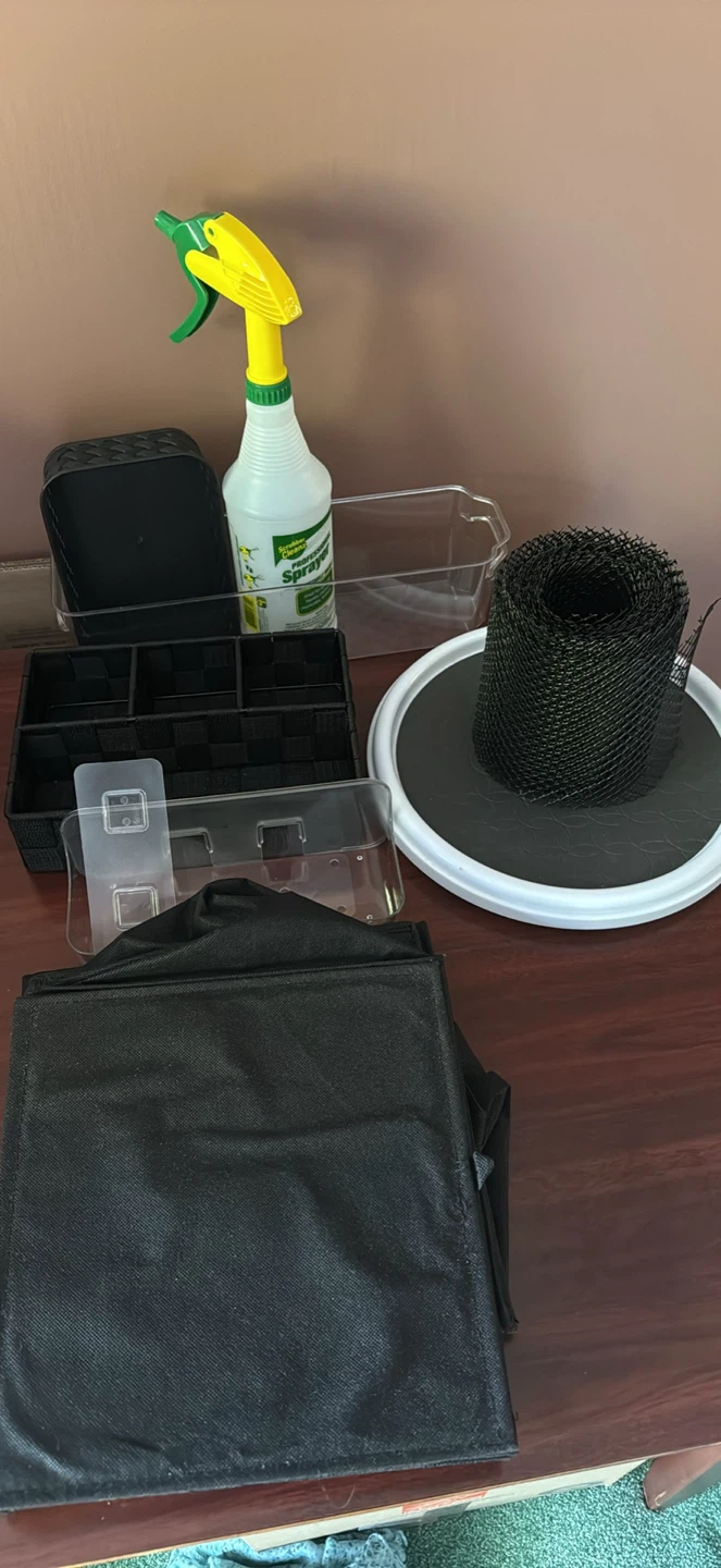 Assorted Home Organization and Kitchen Items