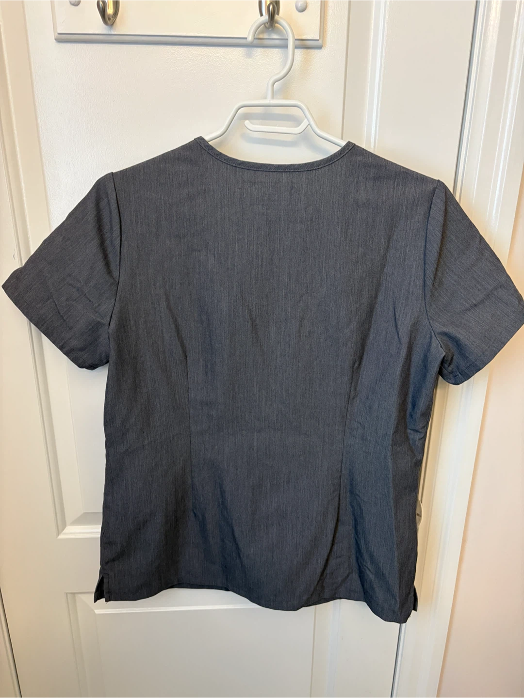 Figs Heathered Gray/Charcoal Casma Scrub Top Size Small - photo 2