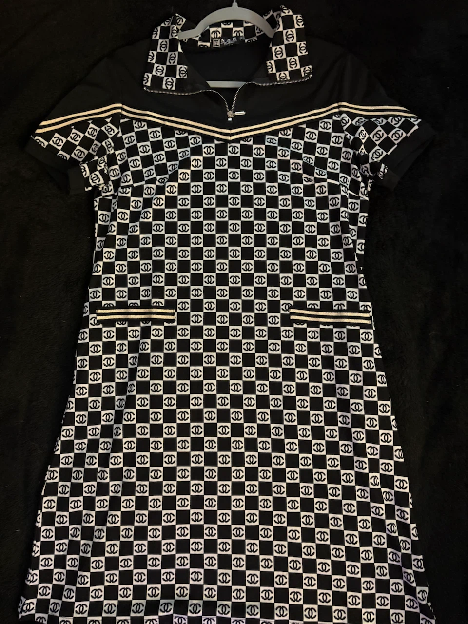 Black and White CC Pattern Dress with Zipper Collar