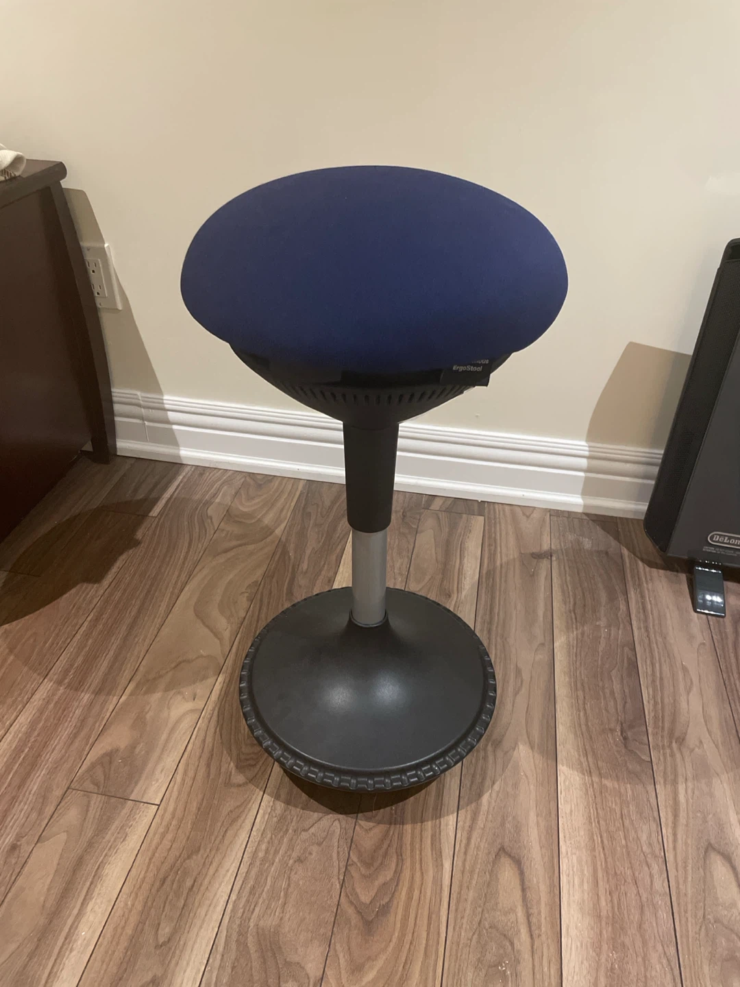Autonomous ErgoStool