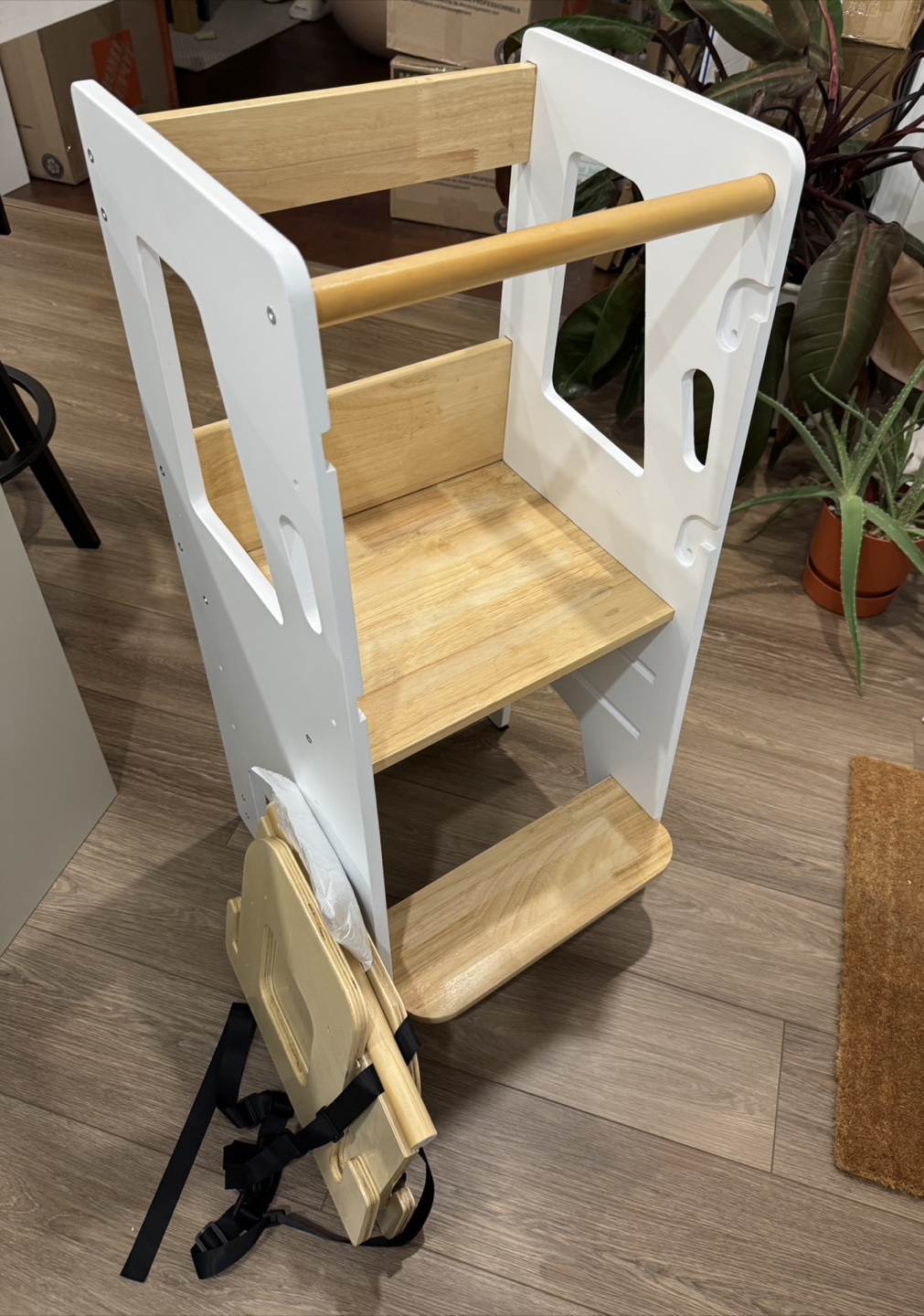 Montessori Learning Tower with High Chair Attachment - photo 3