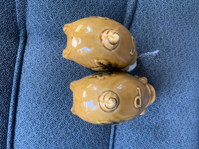 Vintage Pig Salt and Pepper Shakers - photo 4