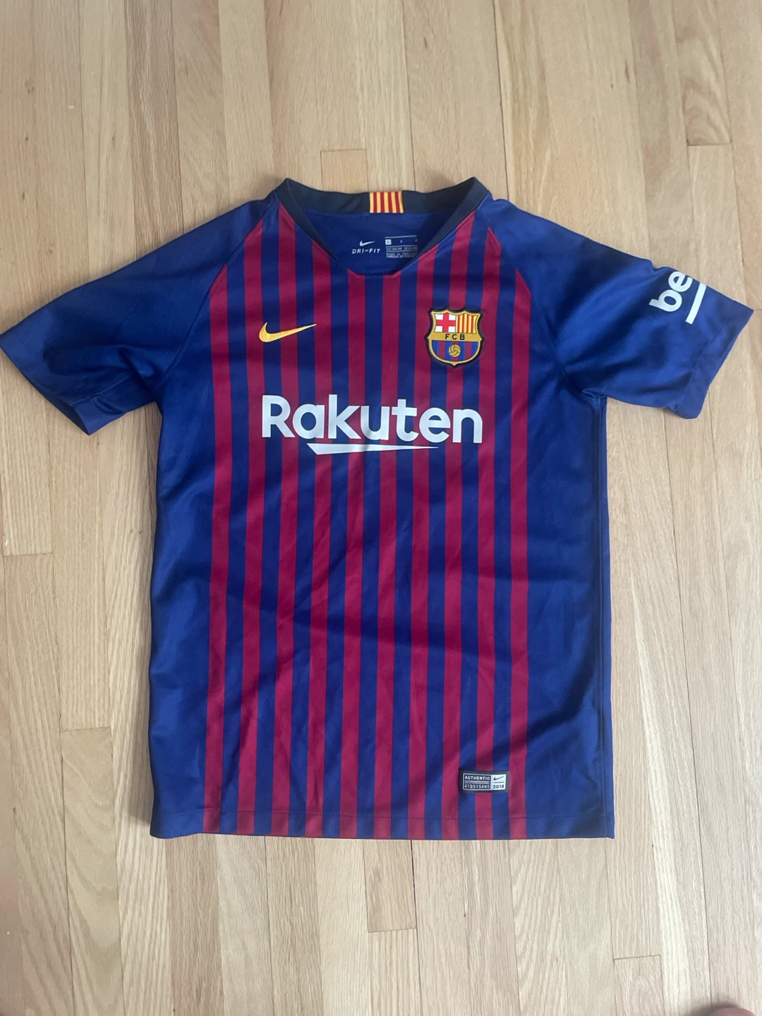 Authentic Barcelona 2018 Messi #10 Jersey