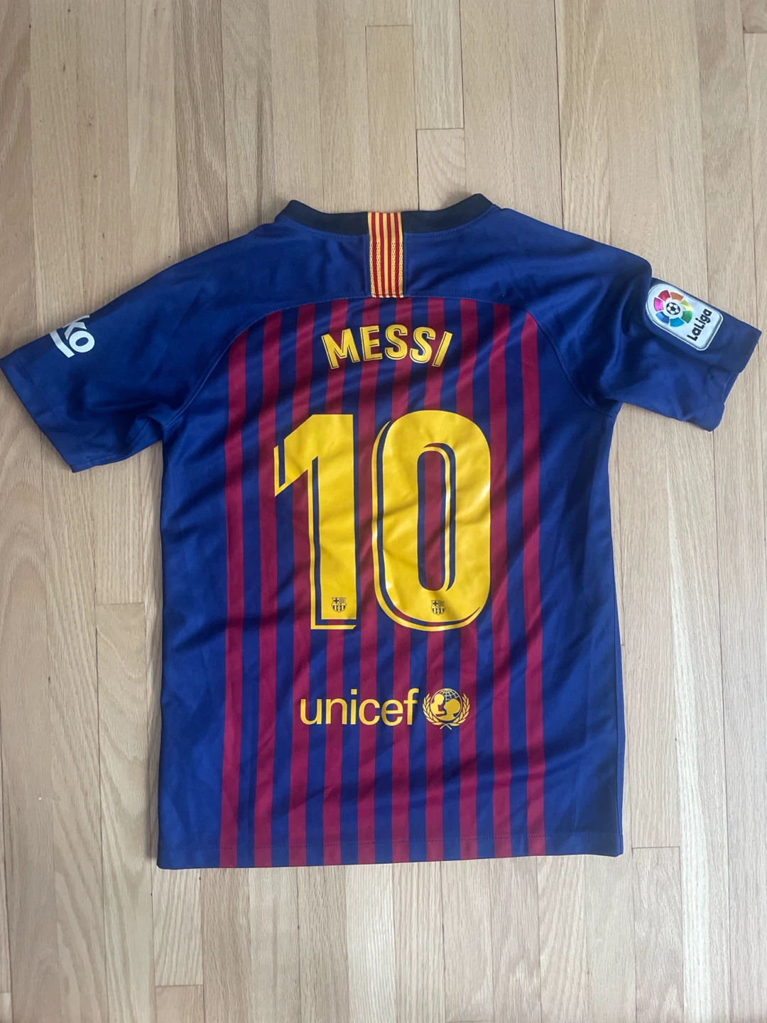 Authentic Barcelona 2018 Messi #10 Jersey - photo 2