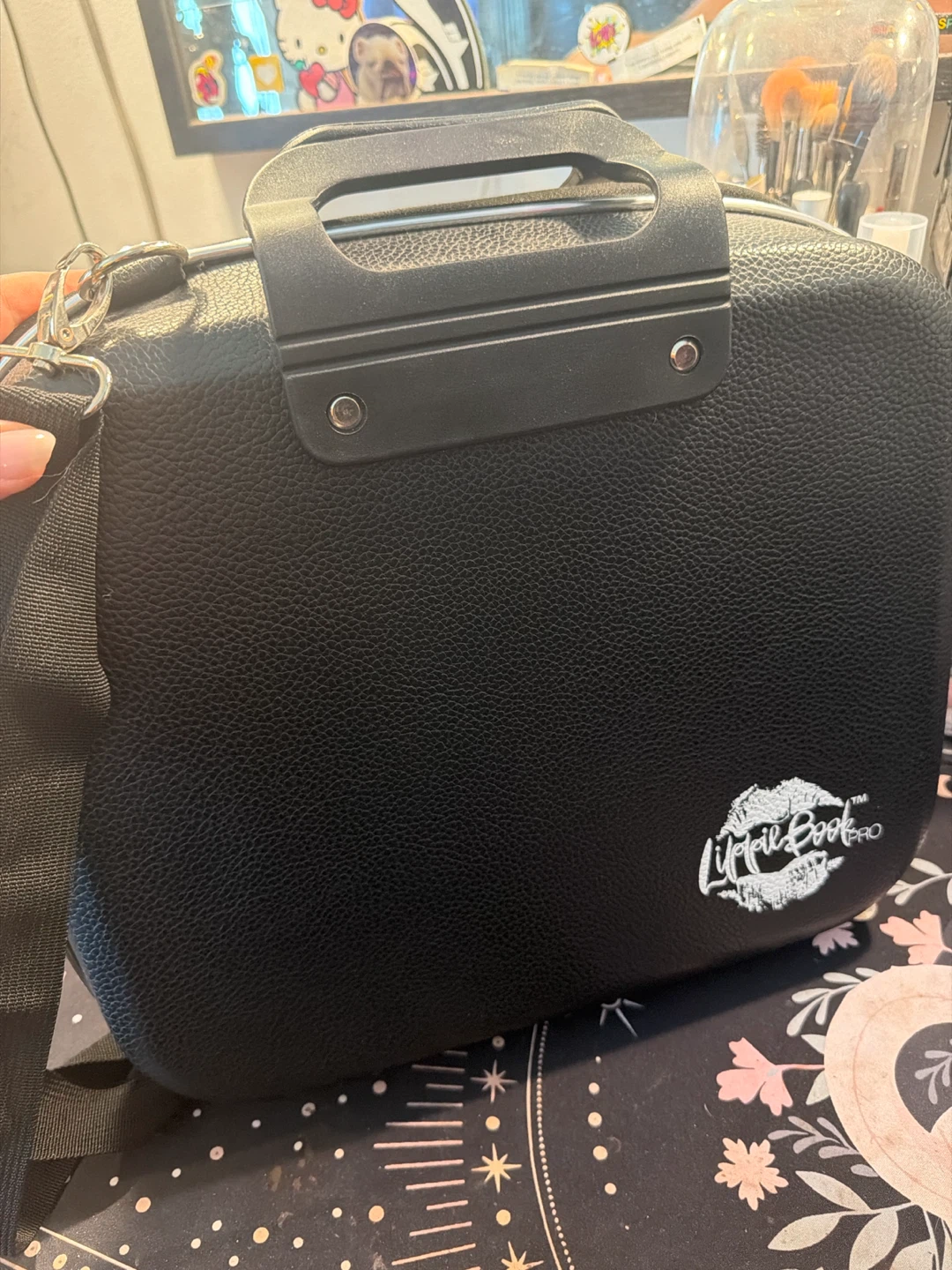 Lippie Book PRO Black Makeup Train Case - photo 4