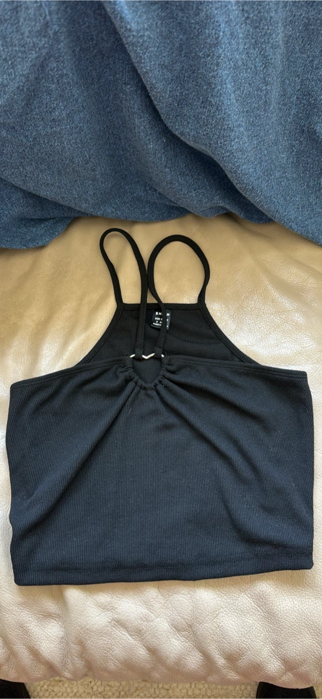 Black SHEIN Ribbed Halter Crop Top size Small