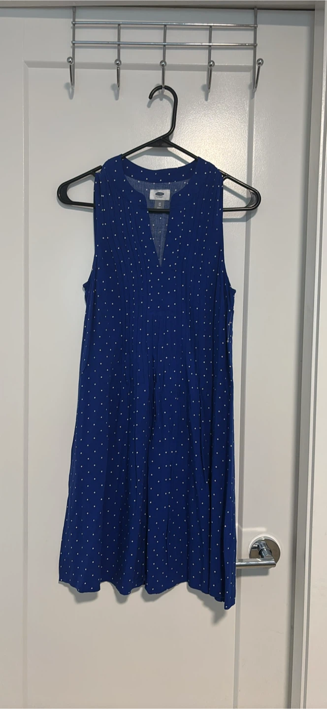 Old Navy Blue Polka Dot Sleeveless Dress - Size M