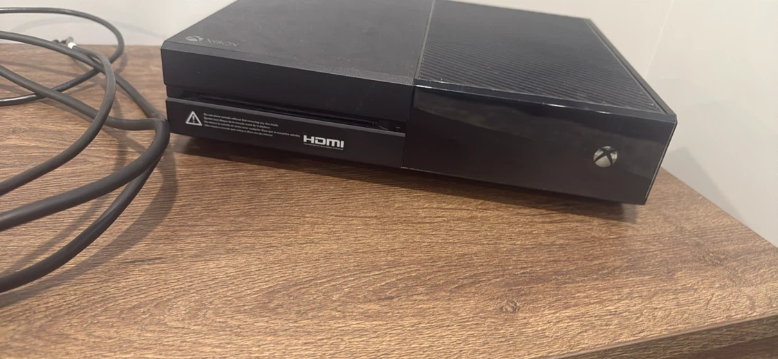 Xbox One Console - photo 2