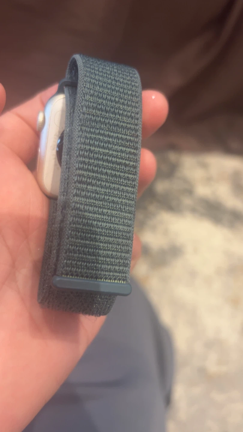 Apple Watch SE (2nd Gen) 40mm GPS  - 100% BATTERY HEALTH - photo 4