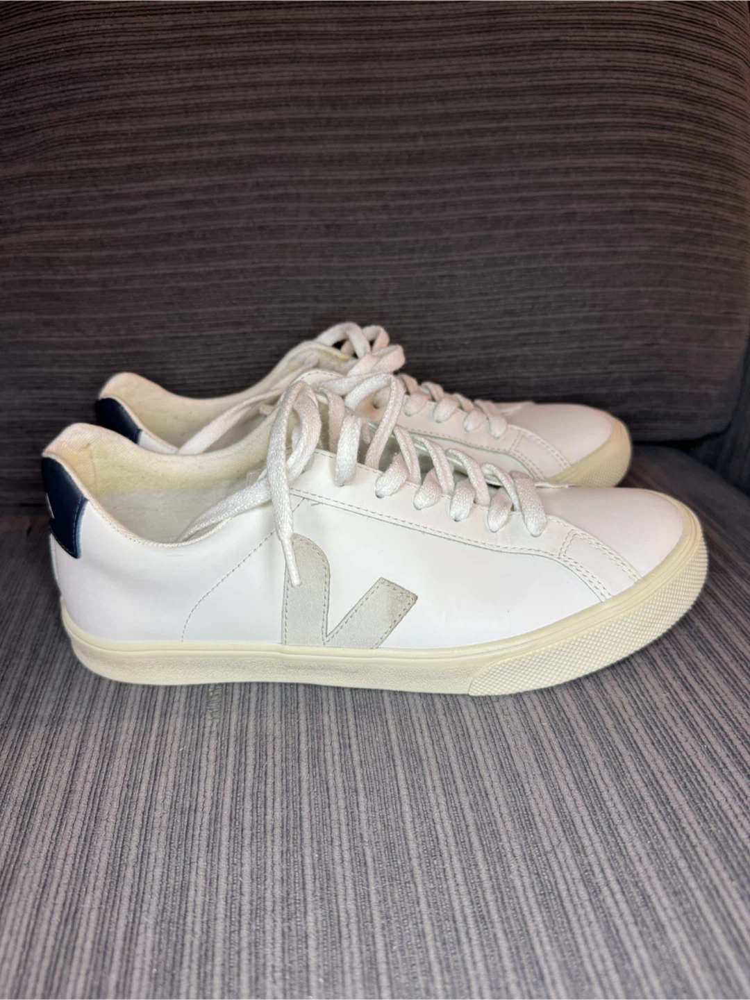 VEJA Esplar White Navy Leather Sneakers Women's US 7 EU 38 - photo 2