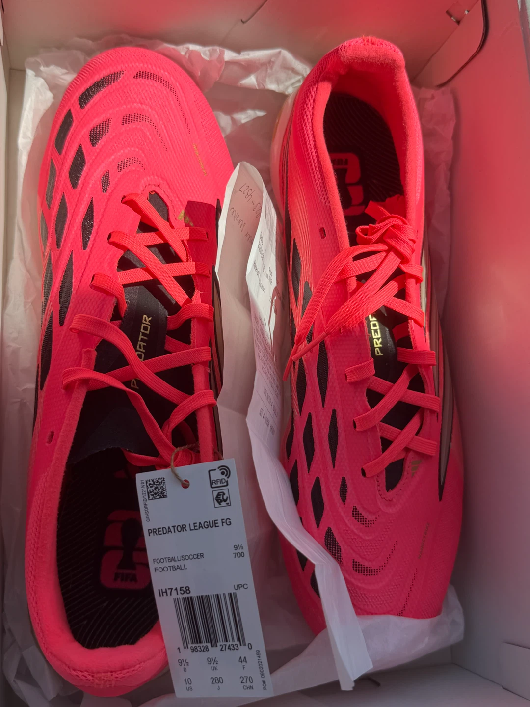 Adidas Predator League FG soccer cleats - Size 10 US / 44 EU