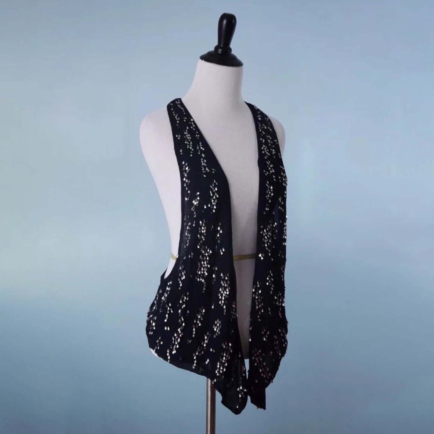 Stylist Closet Sale ✨ Navy  Embroidered Sequin Vest - New - photo 2