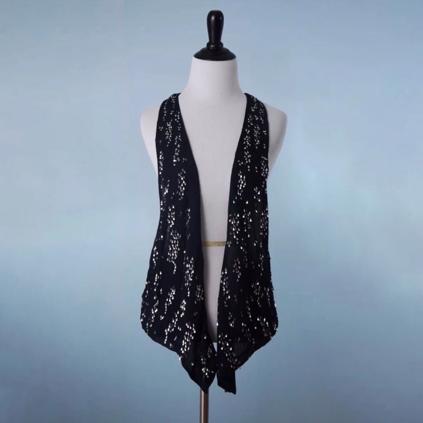 Stylist Closet Sale ✨ Navy  Embroidered Sequin Vest - New