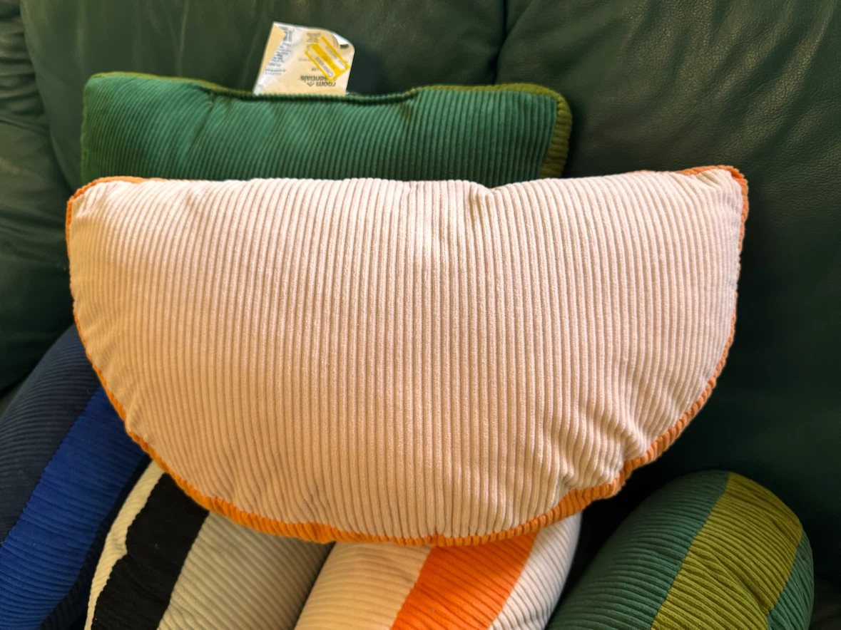 Room Essentials Toss Pillow - photo 4