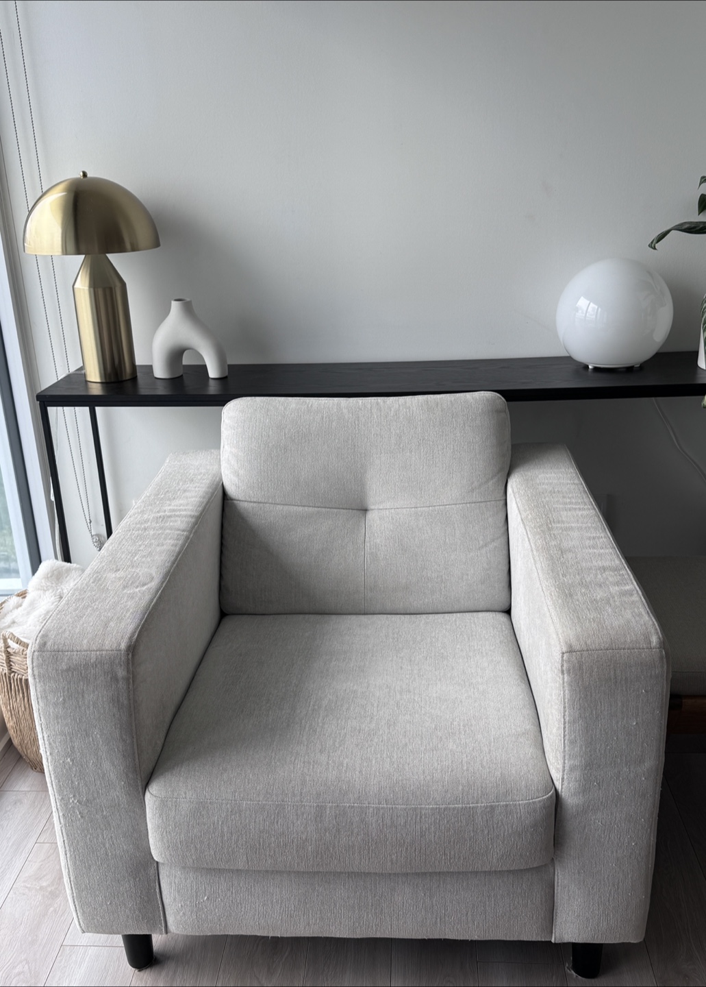 Light Ivory/Cream Armchair - photo 2
