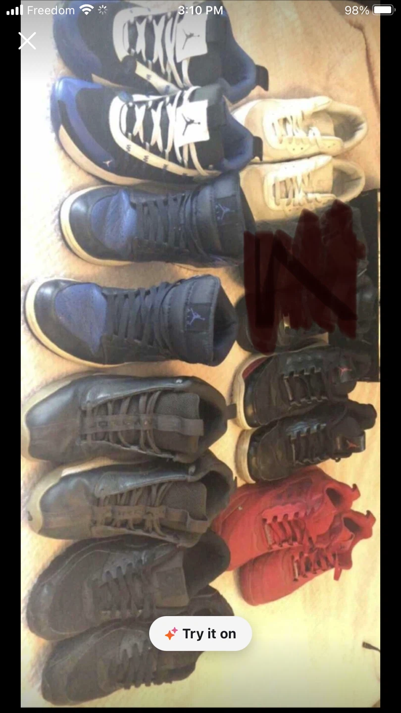 7 paid of men’s Jordan’s (Size 9.5/10 fit the same)