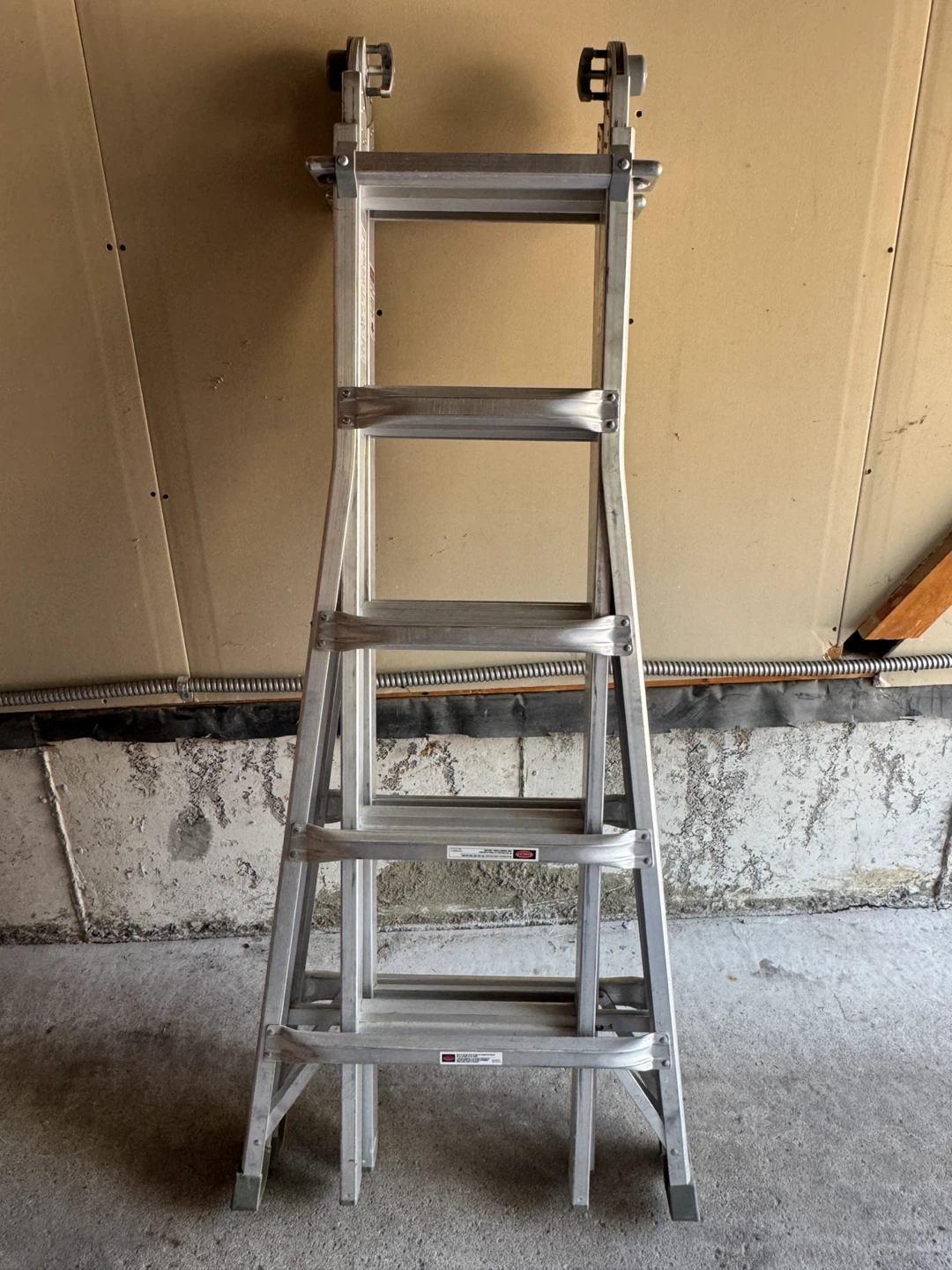 Mastercraft Multi-Use Telescopic Ladder