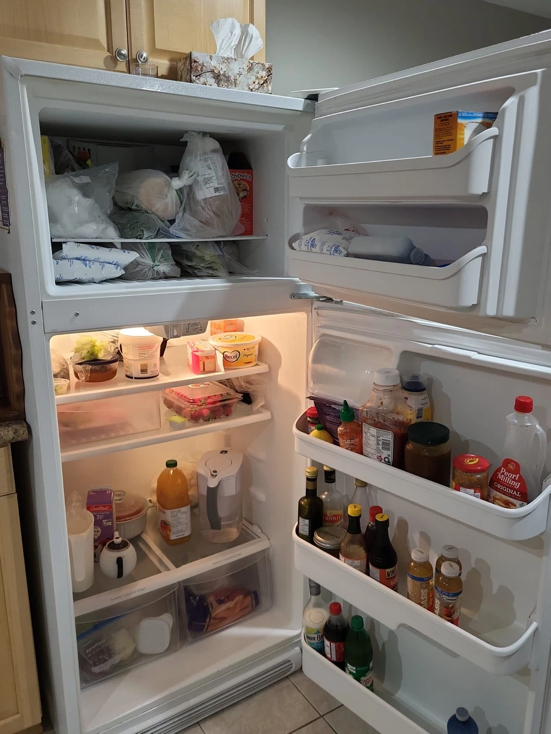 Refrigerator - photo 2