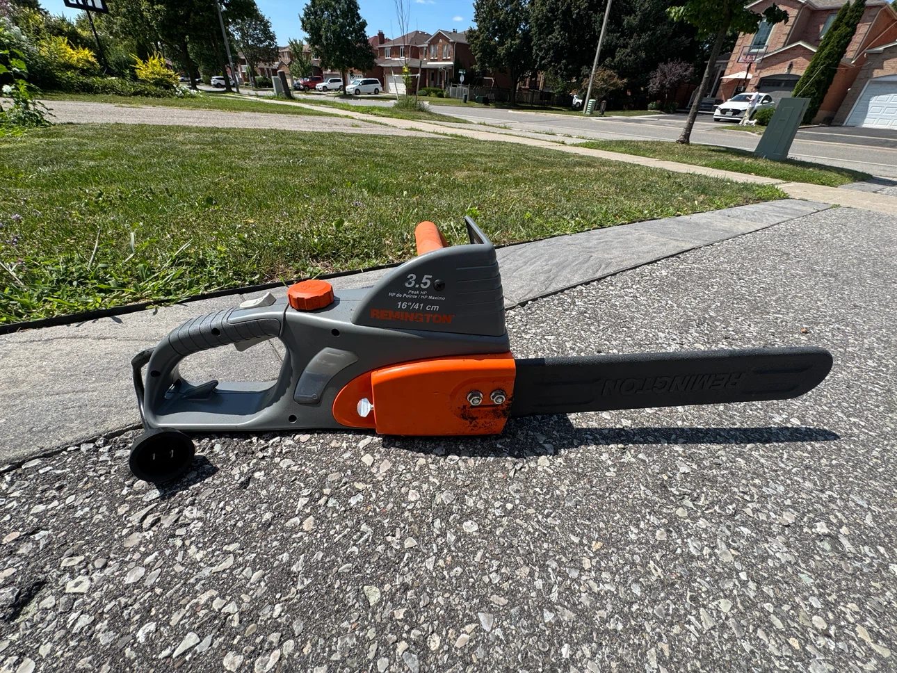 Remington 16" Electric Chainsaw EL-8
