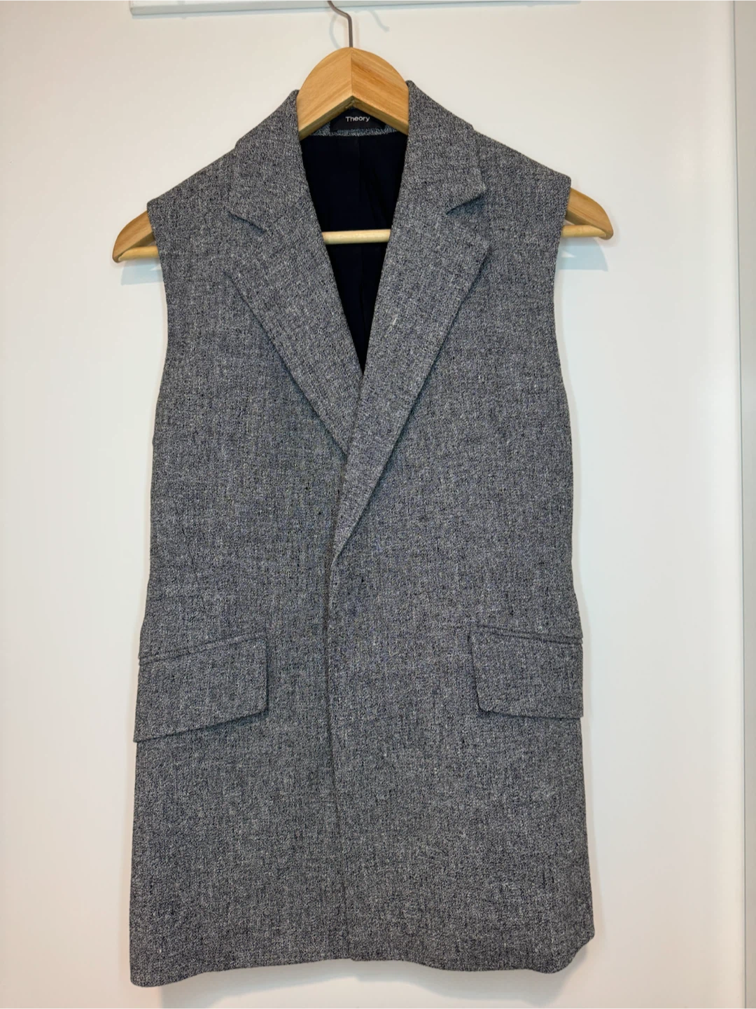Theory Sideway Linen Crepe Belted Long Vest Gray Size 6