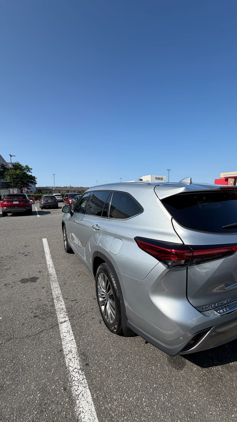 Used Toyota Highlander Platinum 2021 AWD - photo 3