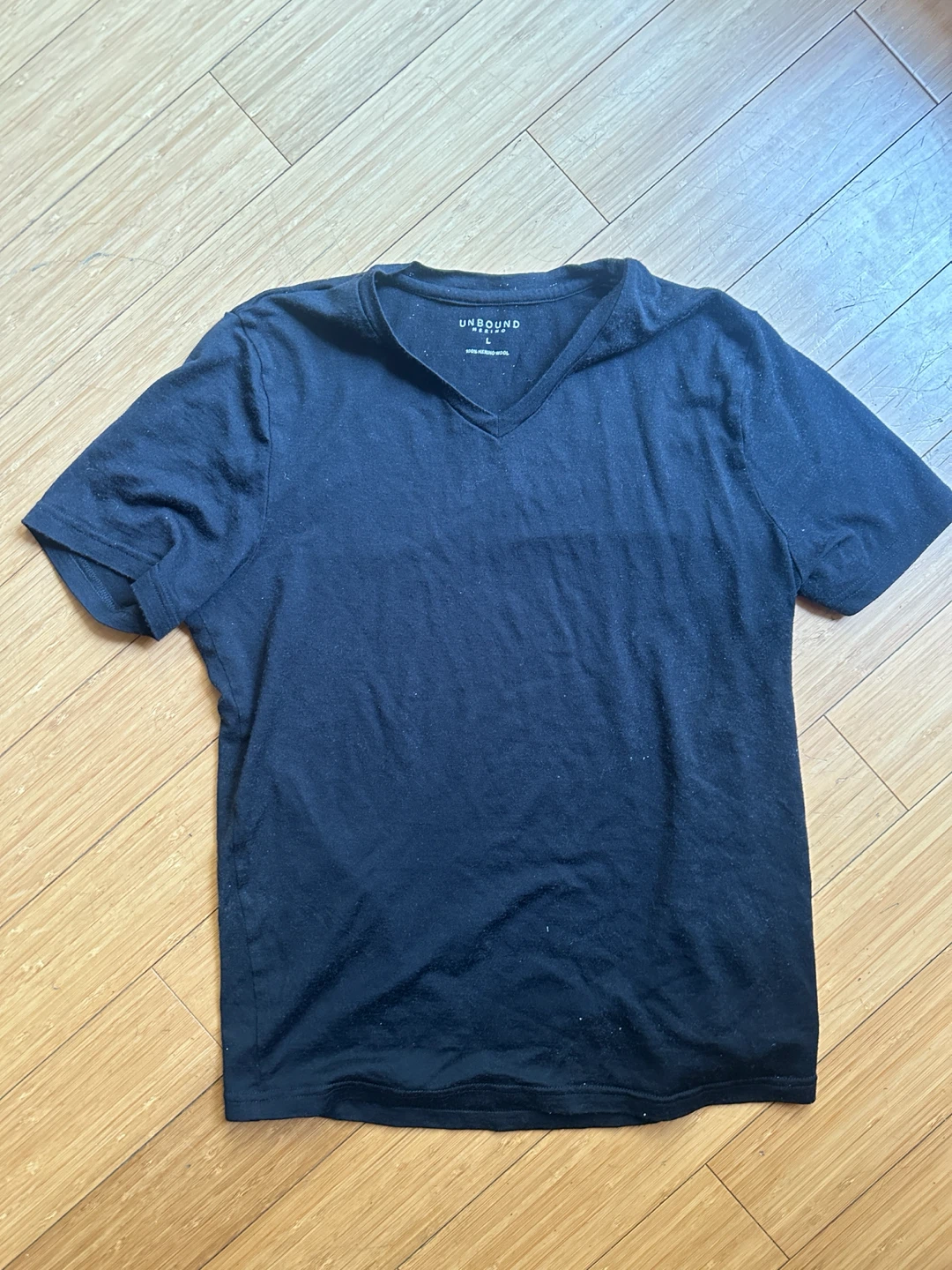 MEN SIZE MEDIUM MEC HIKING PANTS & UNBOUND MERINO WOOL T SHIRT - photo 5