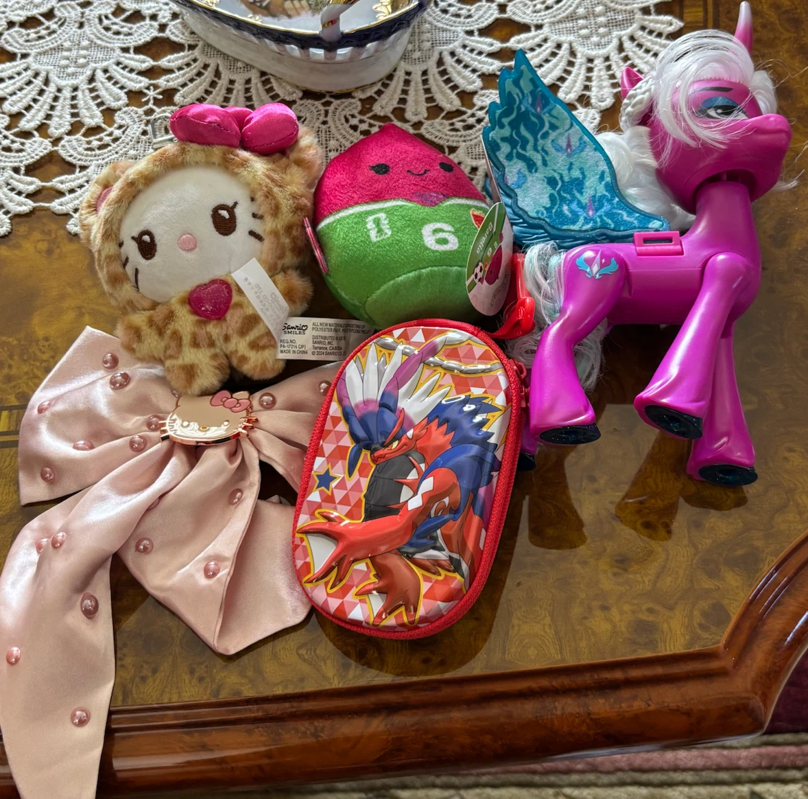 Box of mixed toys - photo 2