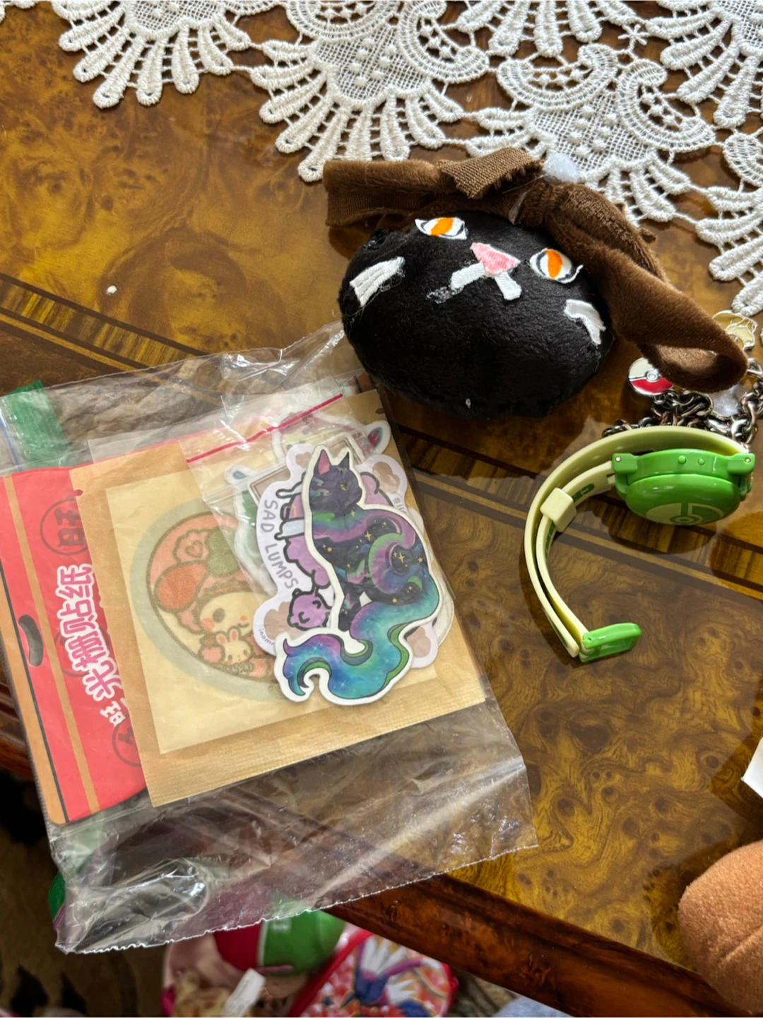 Box of mixed toys - photo 5