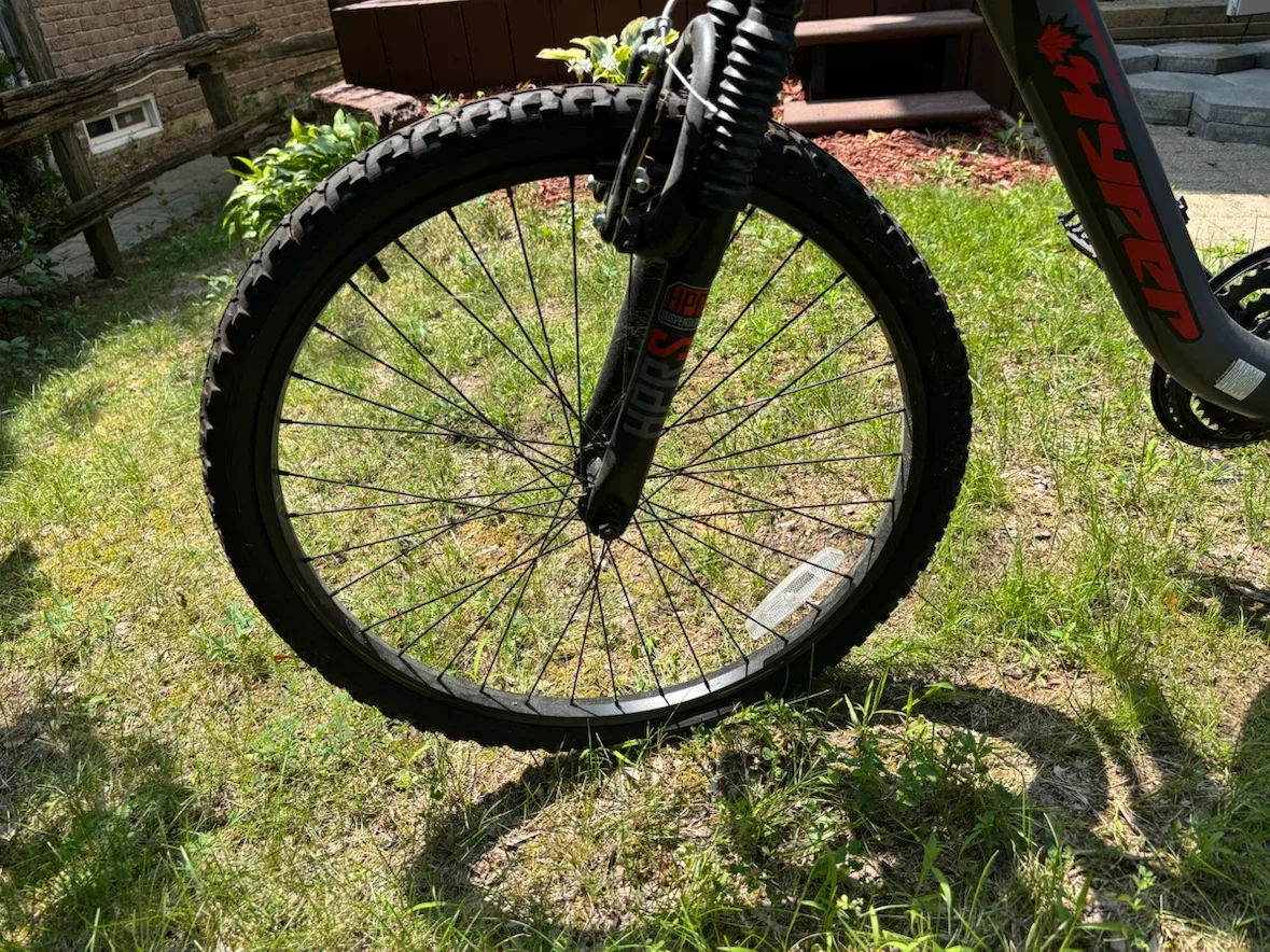 Hyper Mountain Bike - photo 2
