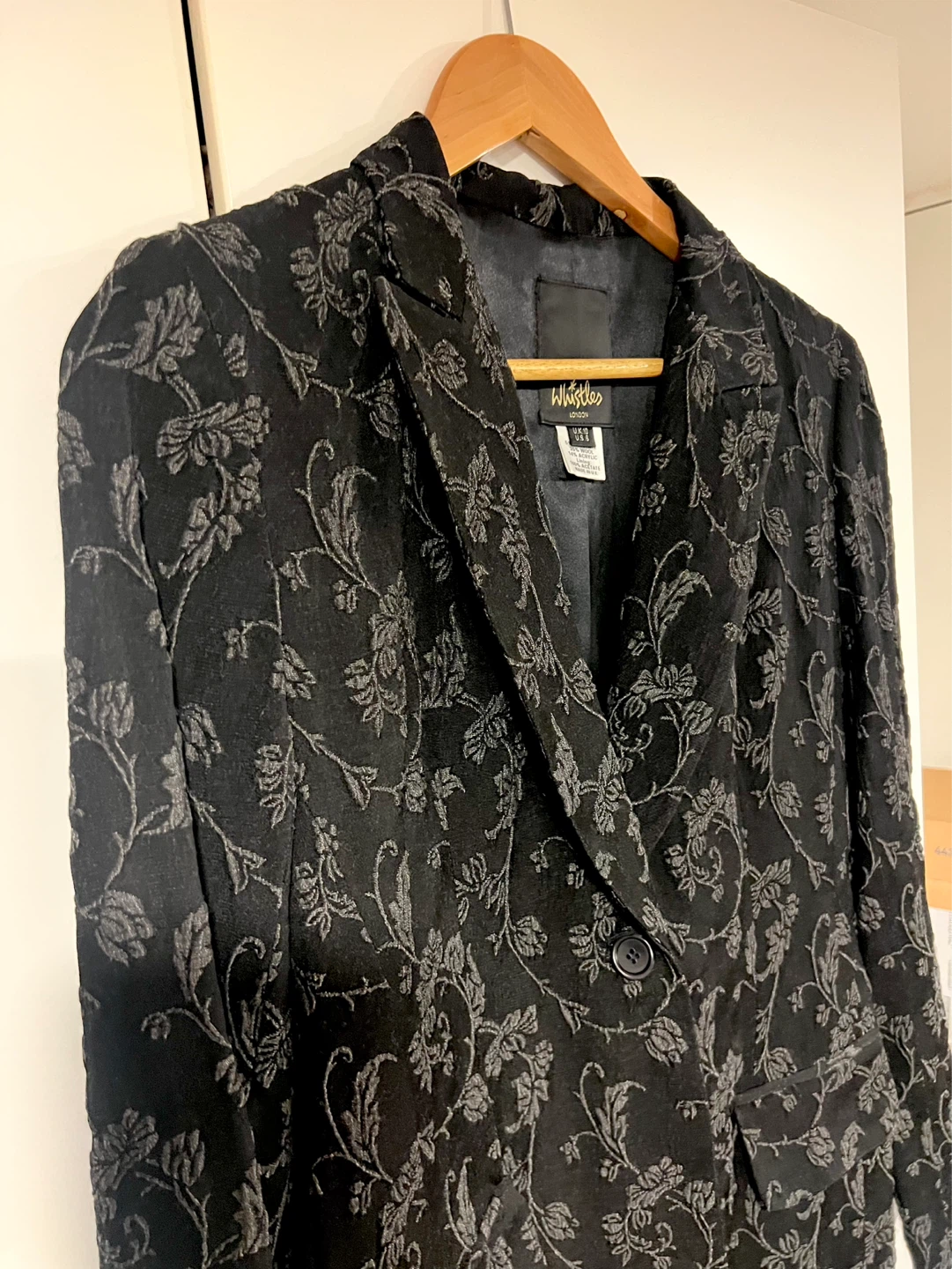 Whistles LONDON Black Floral Jacquard Long Blazer - photo 3