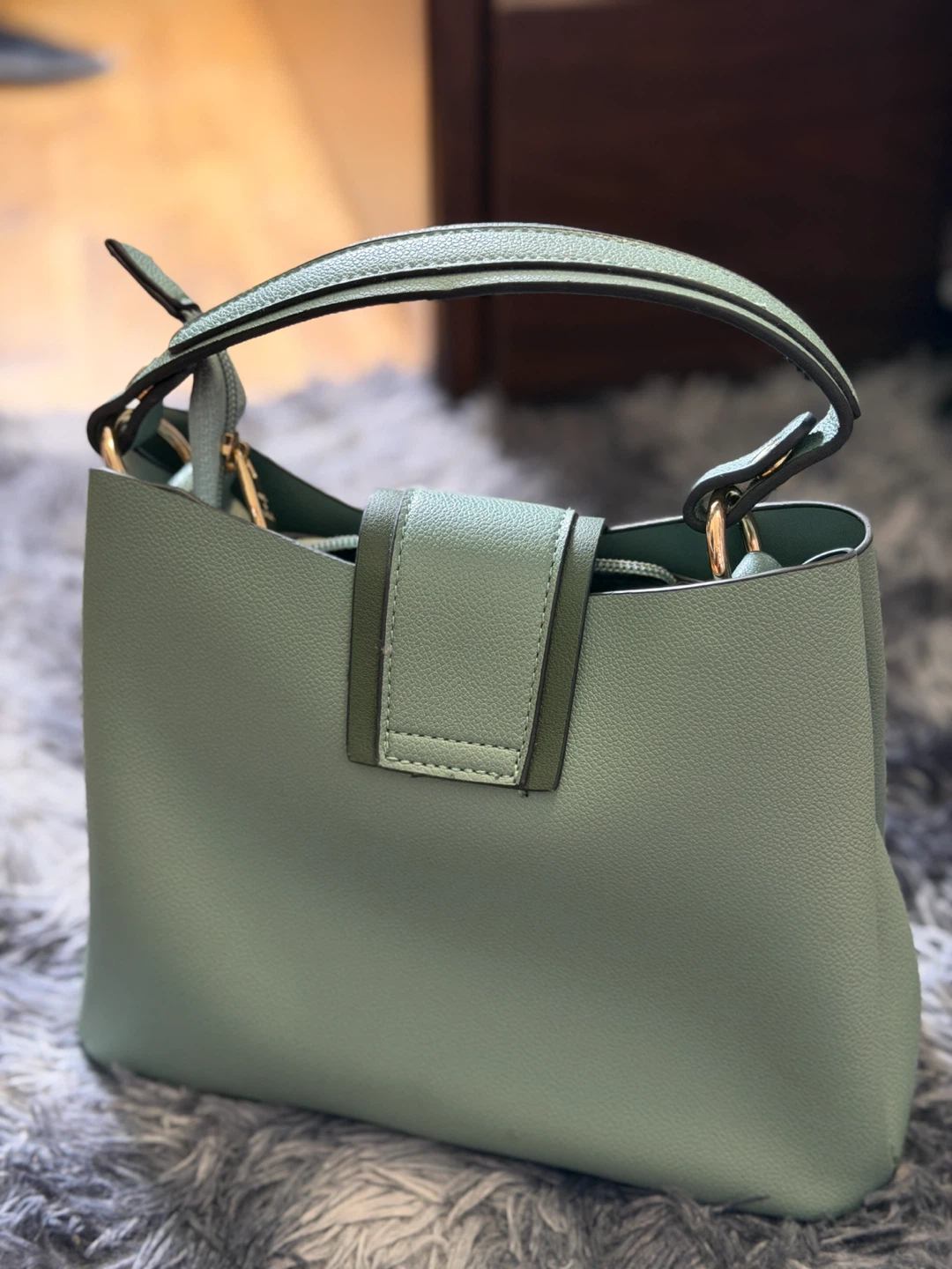 Sage Green Handbag with Gold Hardware - photo 4