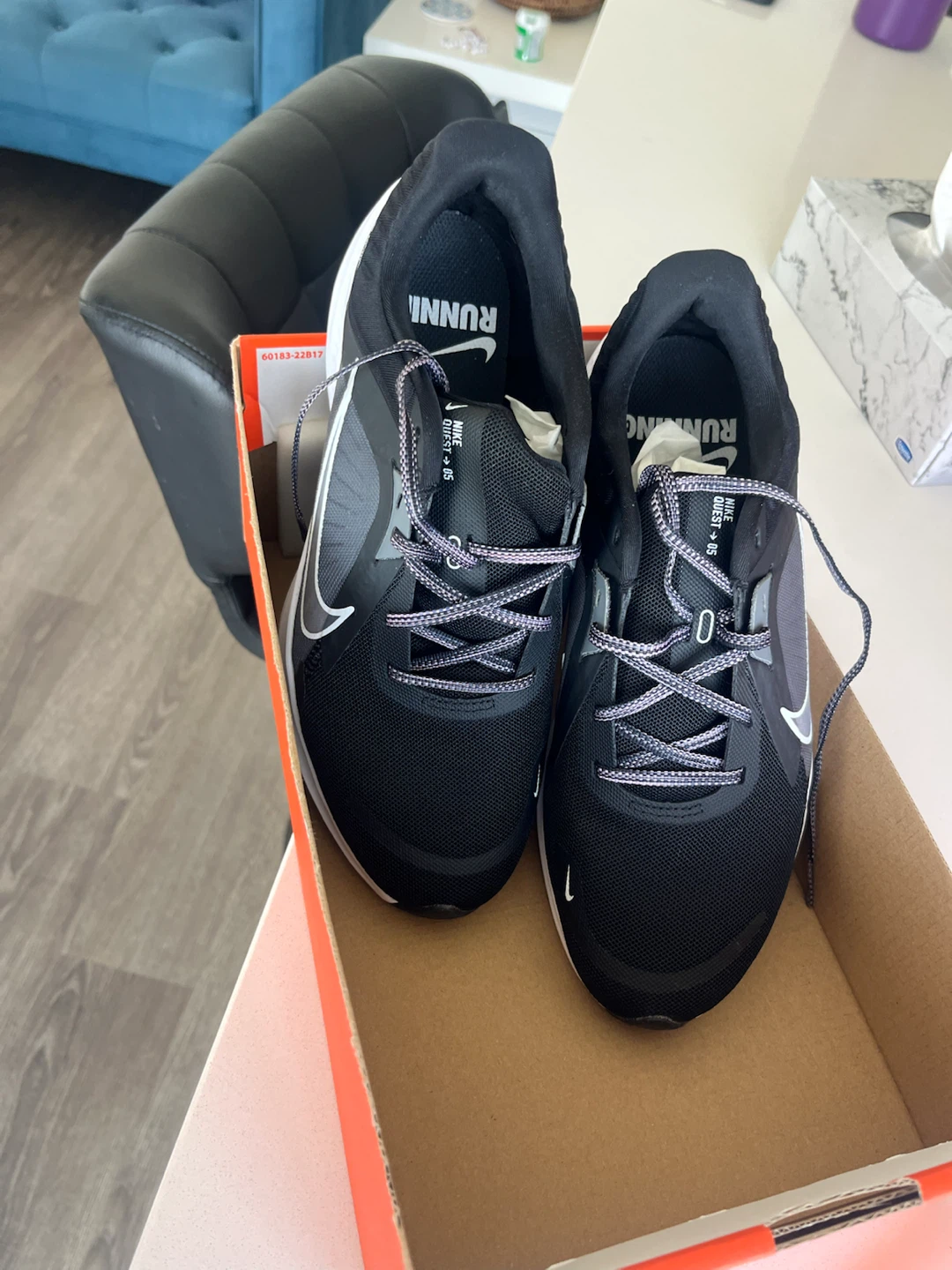 Brand New Nike Women's Quest 5 Running Shoes - photo 2