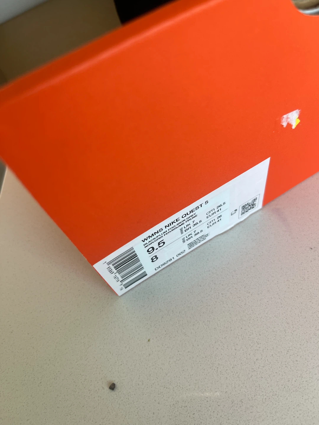 Brand New Nike Women's Quest 5 Running Shoes - photo 4