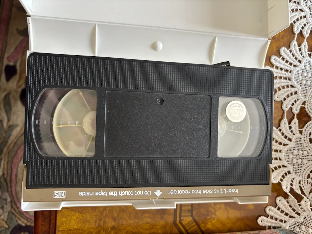 Japanese kids VHS tapes - photo 4