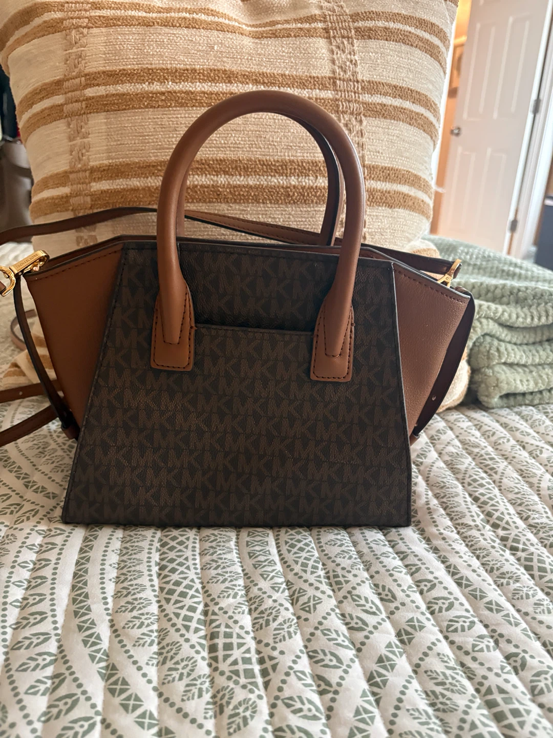 Michael Kors Monogram Satchel Handbag - photo 2