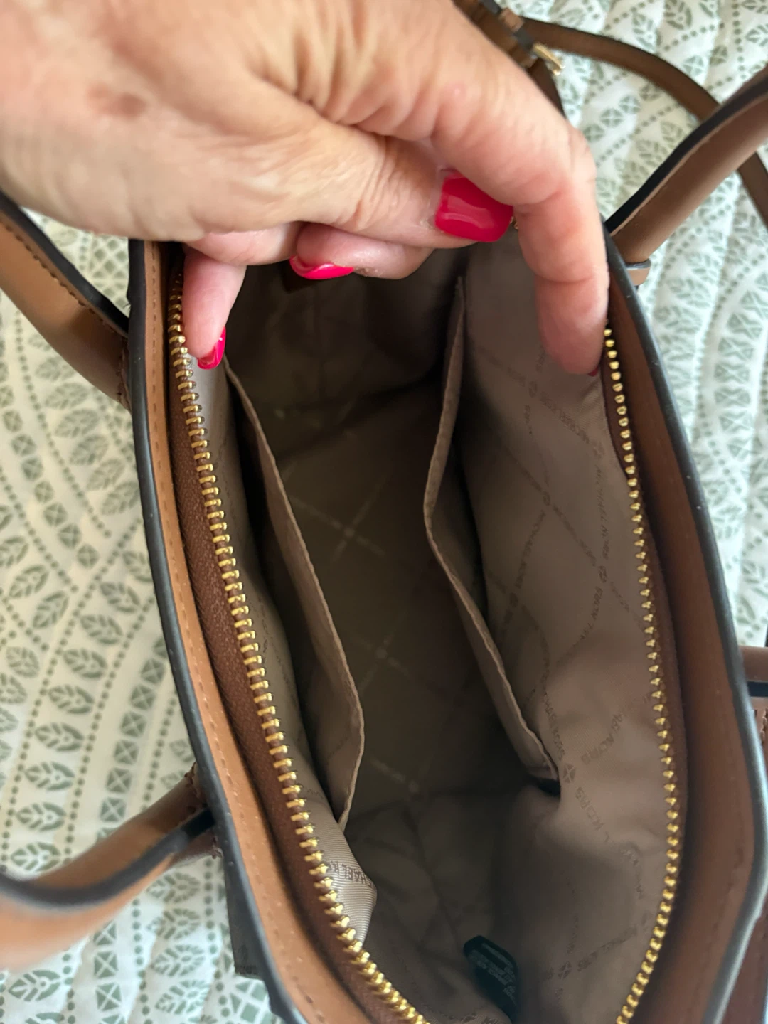Michael Kors Monogram Satchel Handbag - photo 3