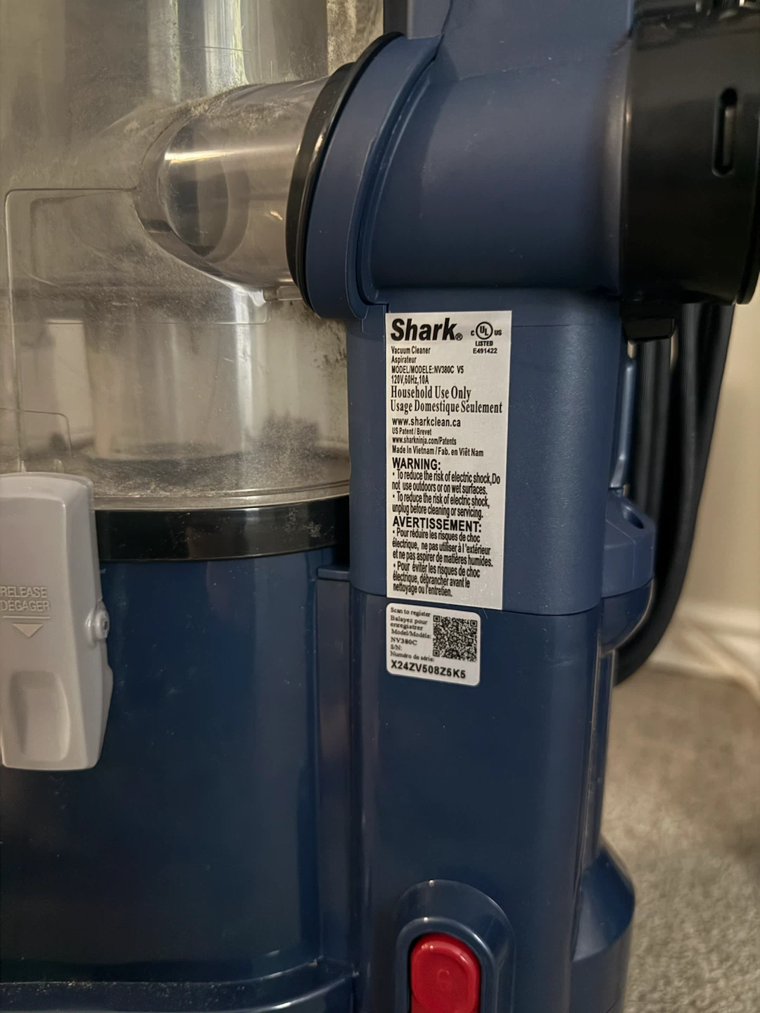 LIKE NEW Shark Navigator Upright Vacuum - photo 5