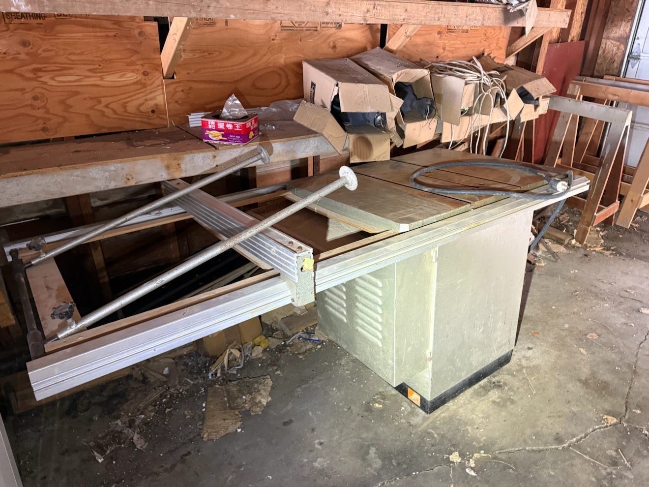 Union 10’ Cabinet Table Saw