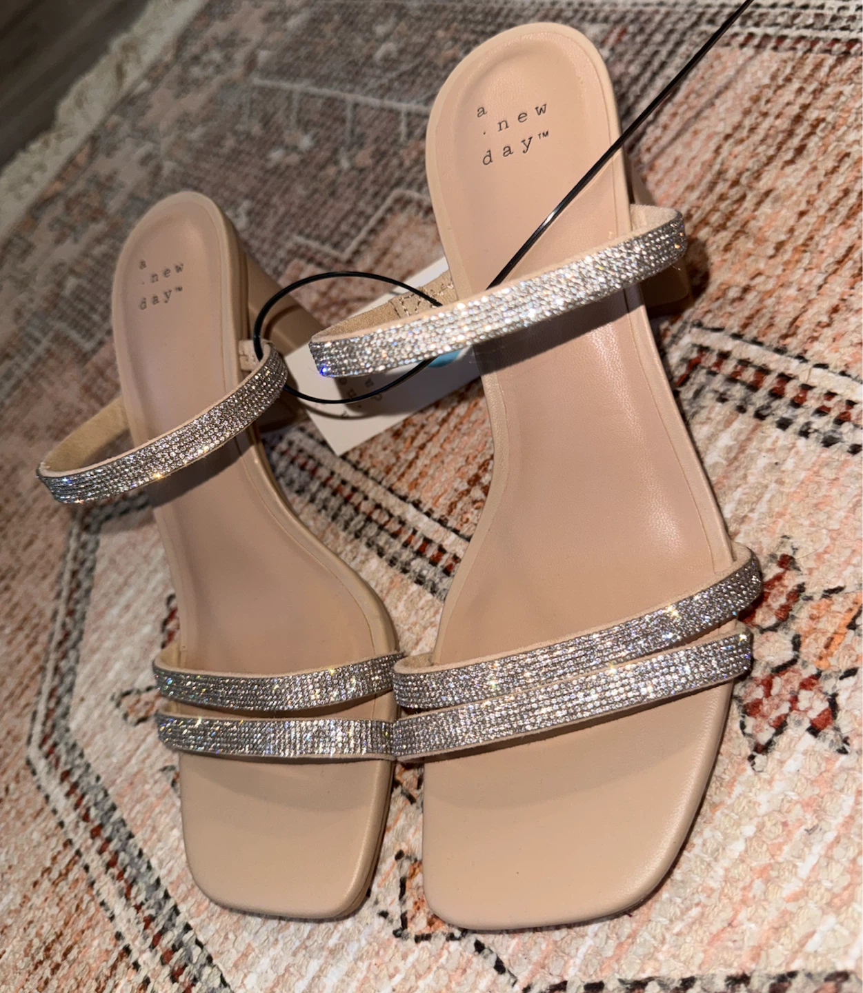 🆕💎A New Day Gorgeous Sparkly Block Heel Sandals