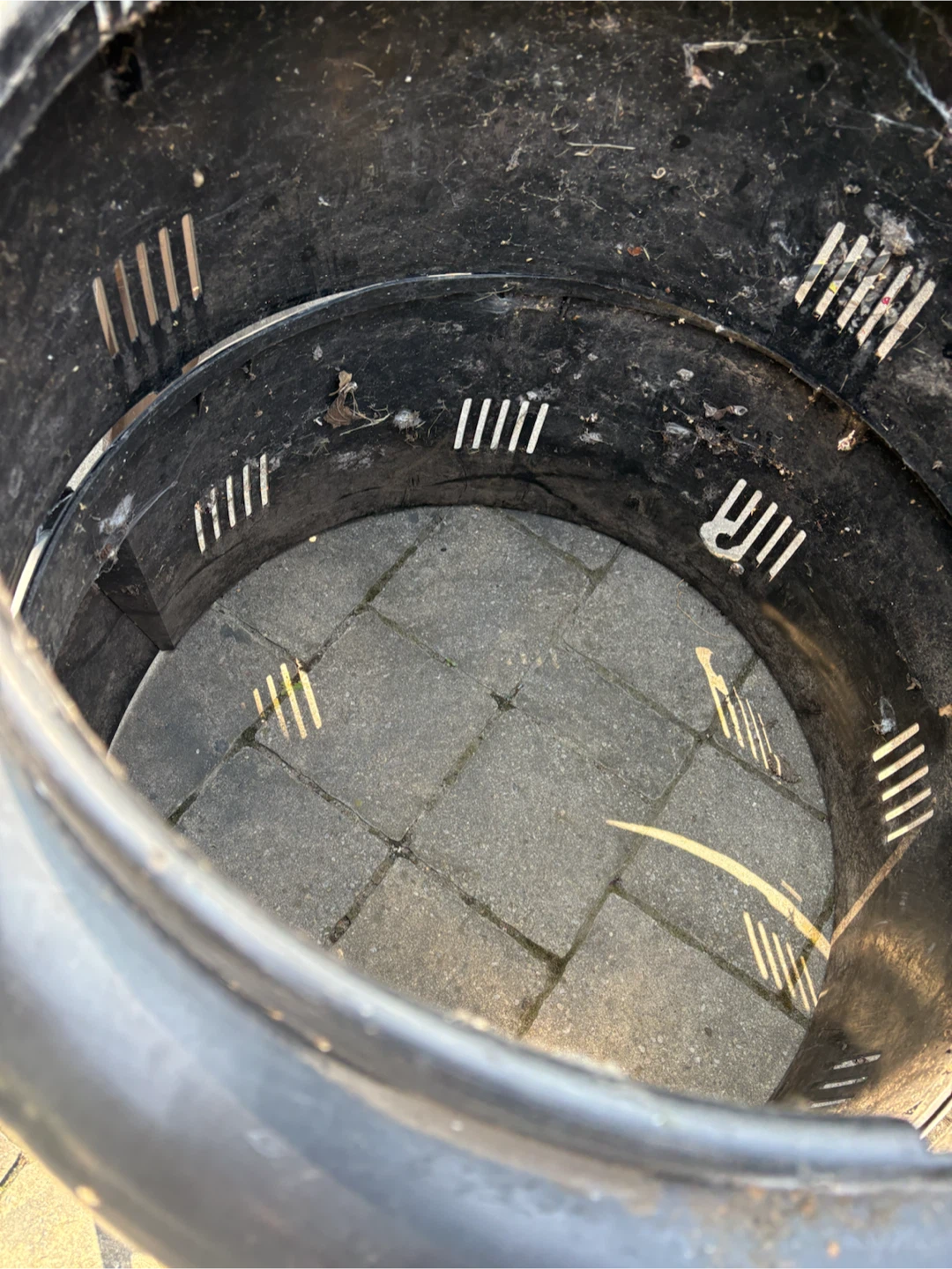 Earth Machine Composter - photo 2
