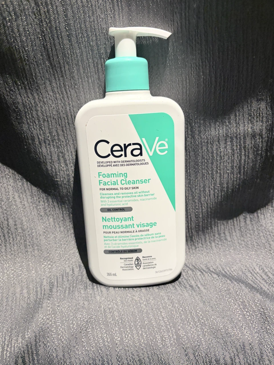 CeraVe Foaming Facial Cleanser - 355 mL