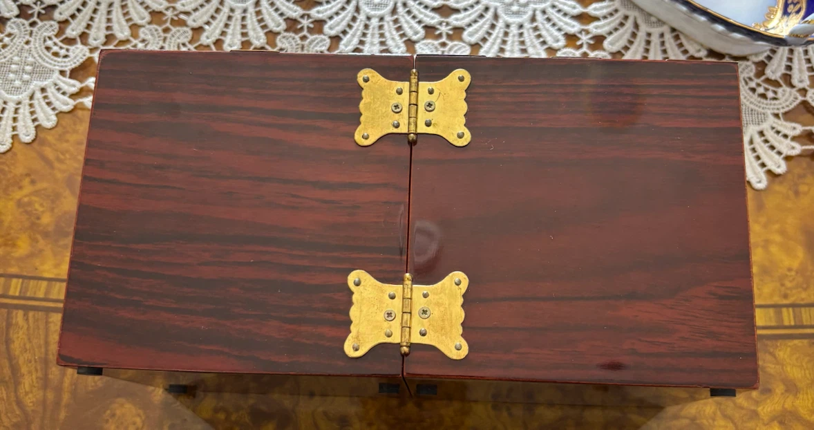 Vintage Korean jewlery box - photo 2