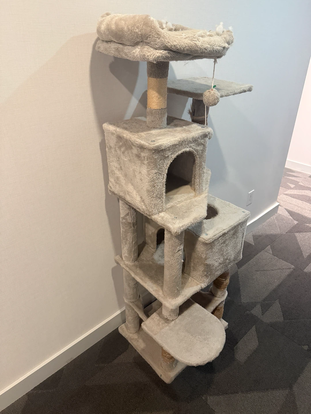 Cat Tower - photo 2