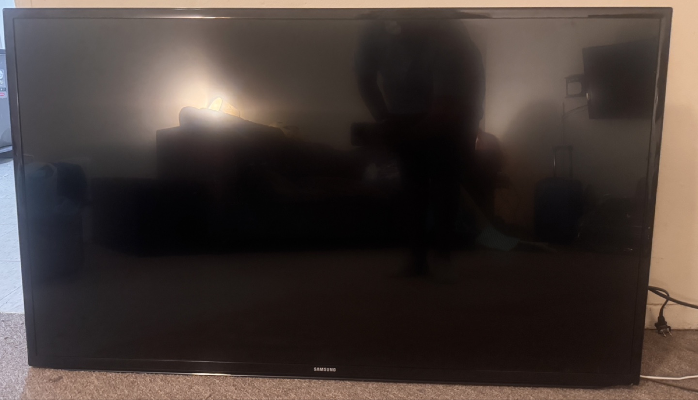 Samsung 50" 1080p HDTV (Model: UN50EH5000) – Great Condition!