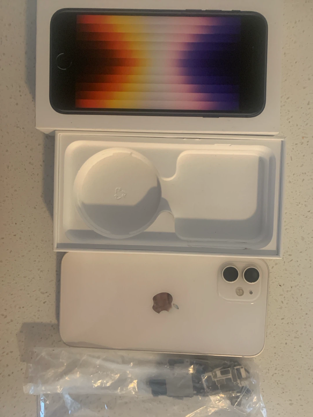 Apple iPhone 12