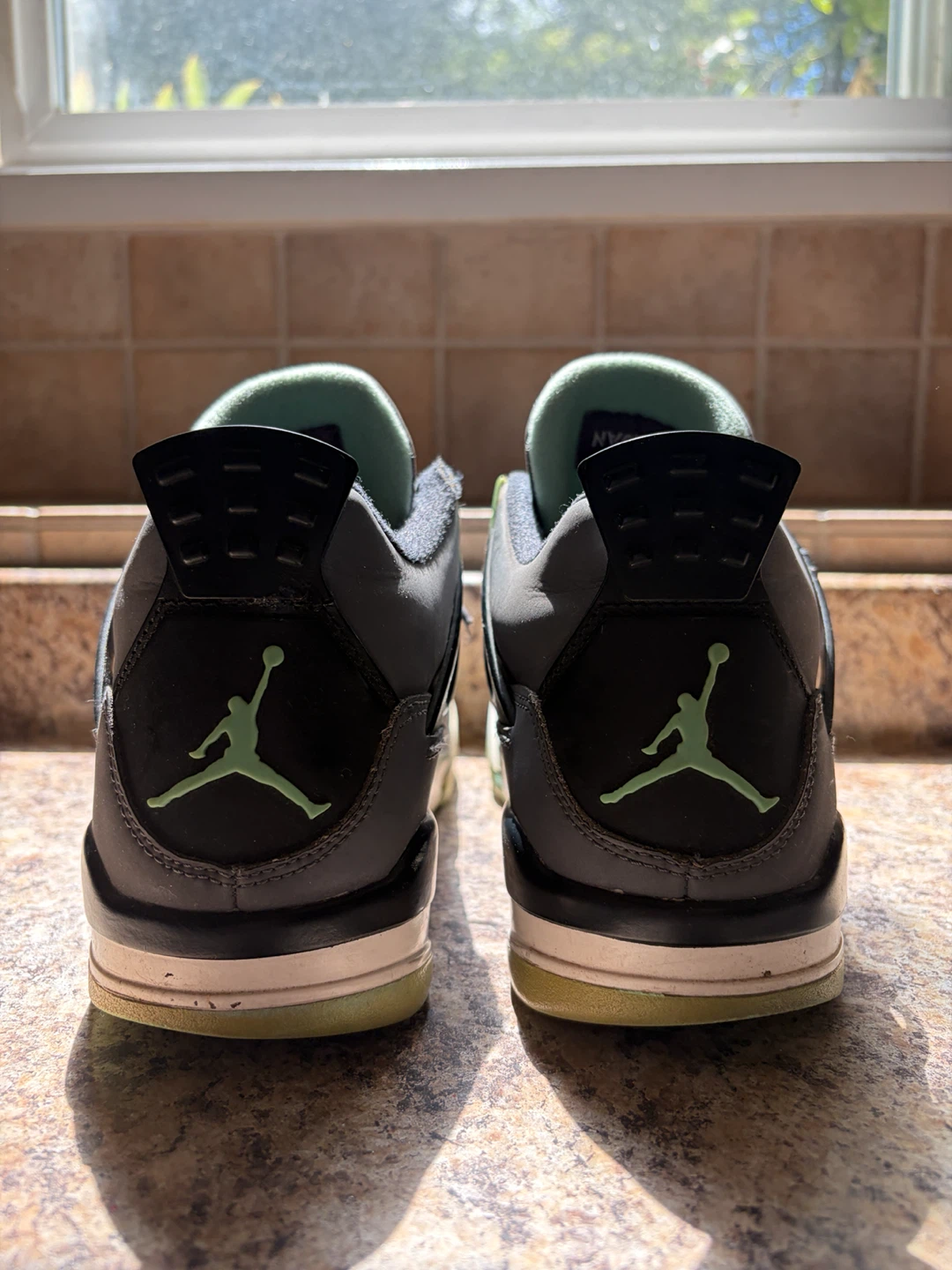 Air Jordan 4 Retro 'Green Glow' - photo 2