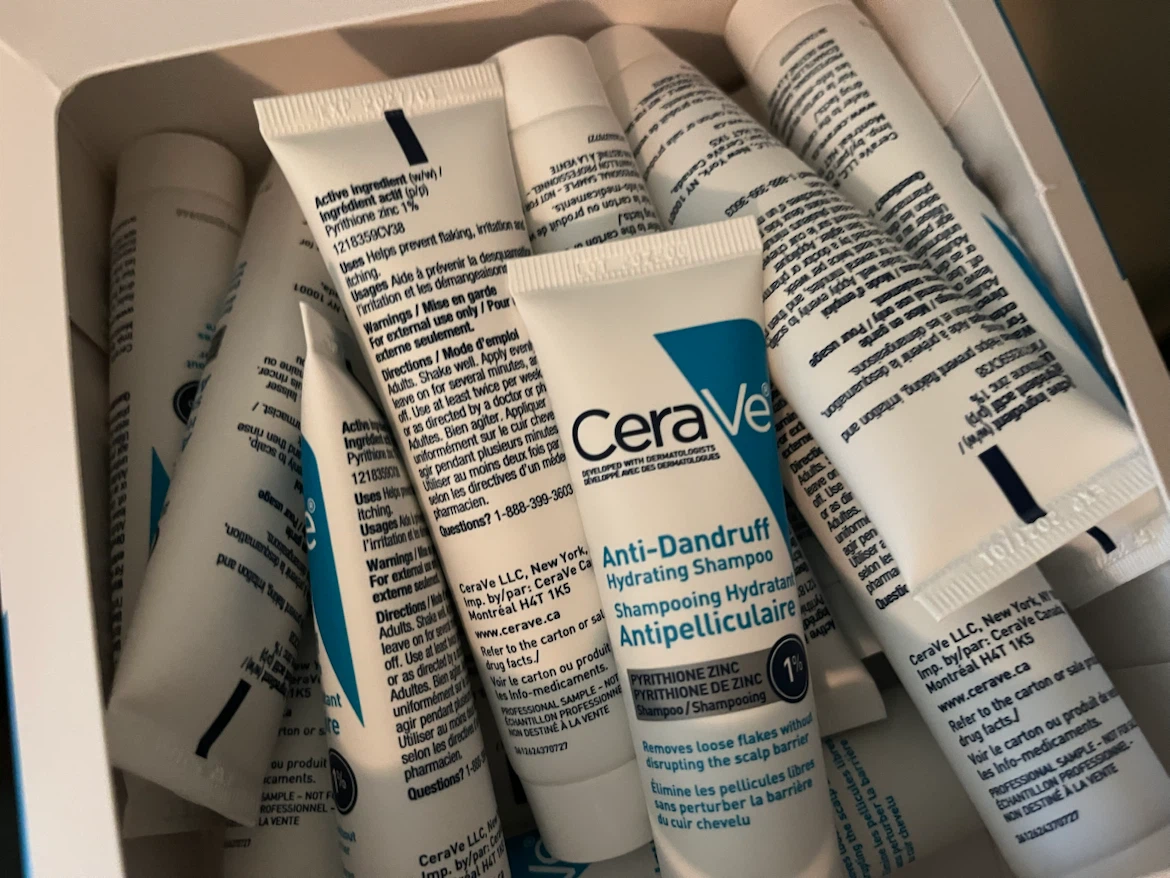 CeraVe Anti-Dandruff Hydrating Shampoo Physician Samples (1%) - photo 2